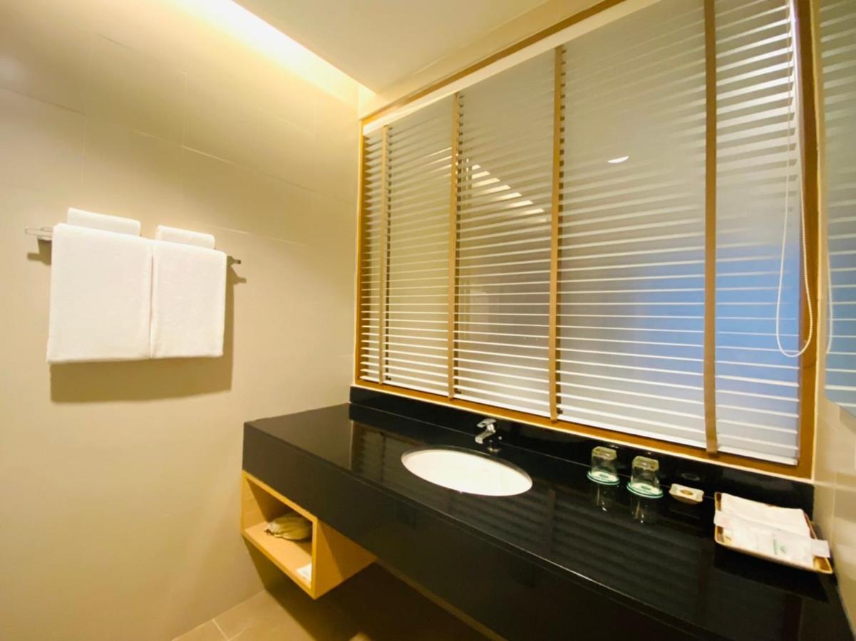 Rimkhobfa Urban Resort Samut Prakan Buitenkant foto